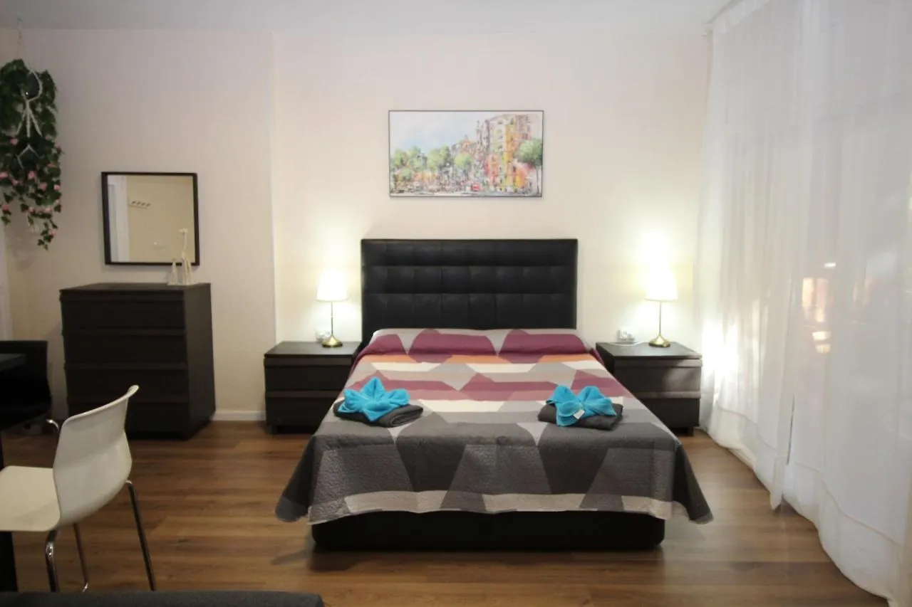 Urgel Habitaciones Barcelona 0*,