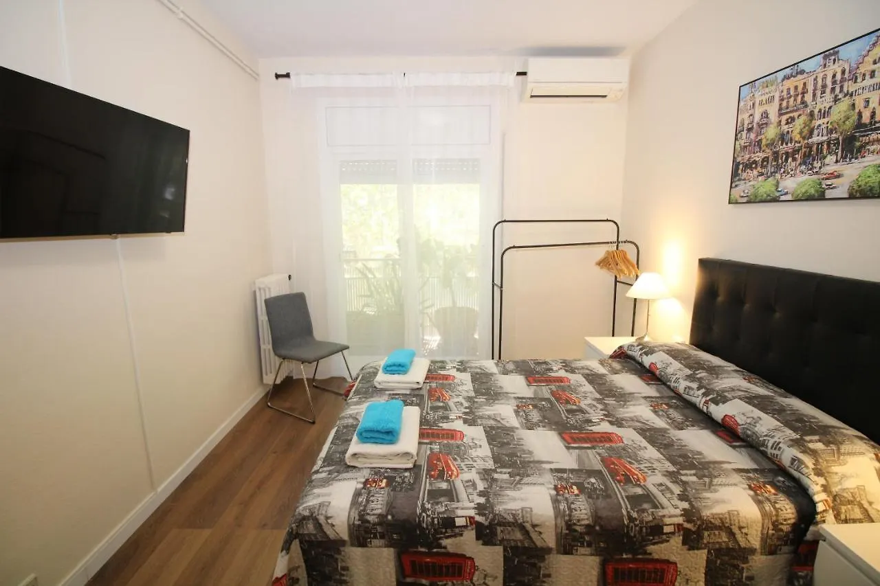 Bed & Breakfast Urgel Habitaciones Barcelona